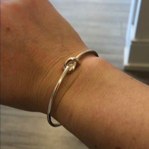 Stella and dot knotted silver bangle.